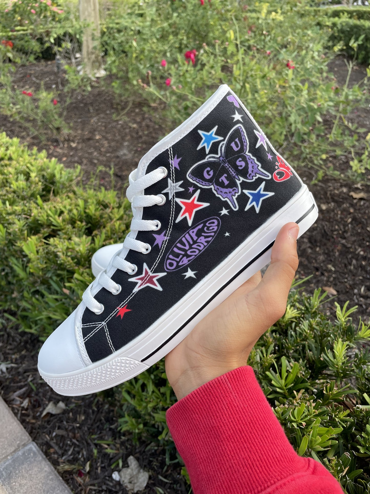 Olivia Rodrigo Womens Shoes 3